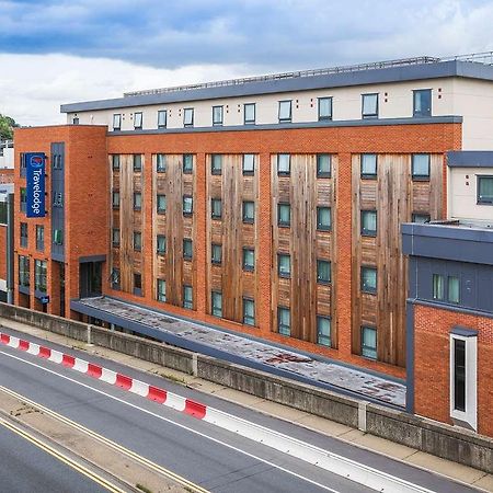 Travelodge High Wycombe Central Buitenkant foto